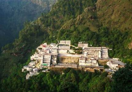 Patnitop Stay with Vaishno Devi Darshan
